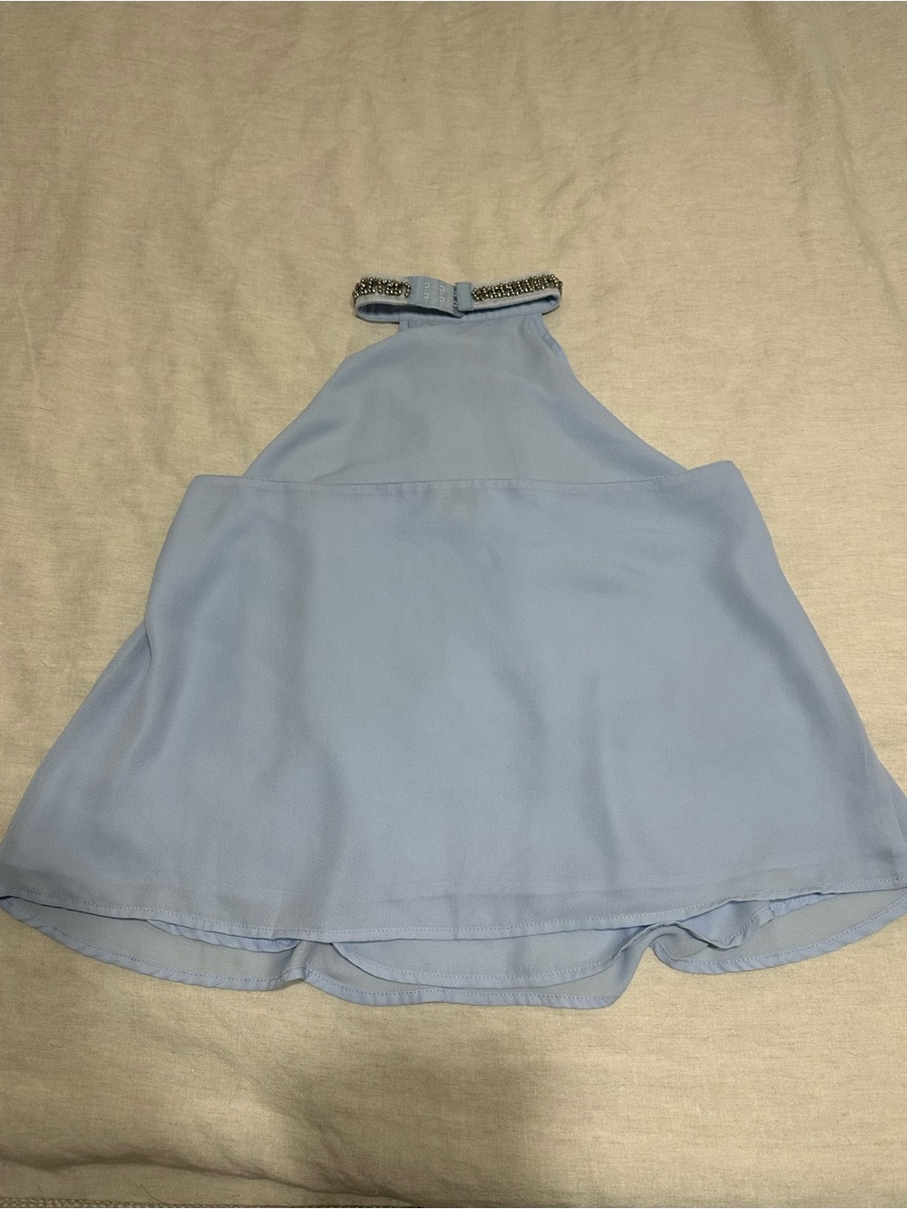 Halter top - Picture 2 of 3
